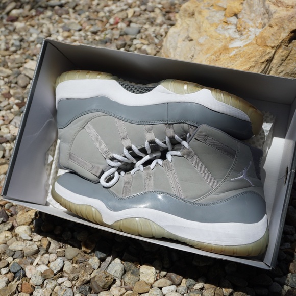 Nike Air Jordan 11 Retro Cool Grey USED Size 12 - Picture 3 of 8